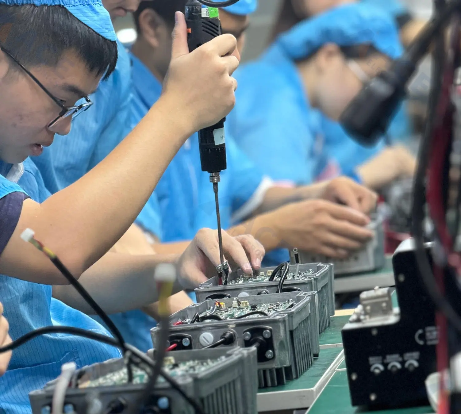 Box build assembly for energy storage equipment with aluminum enclosure